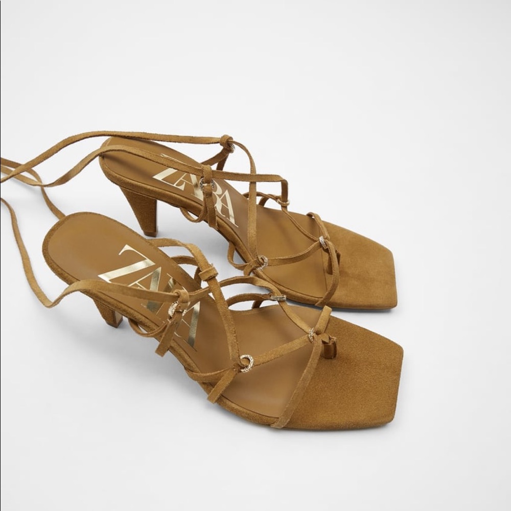 New with tags Zara square toe suede sandal heel 39